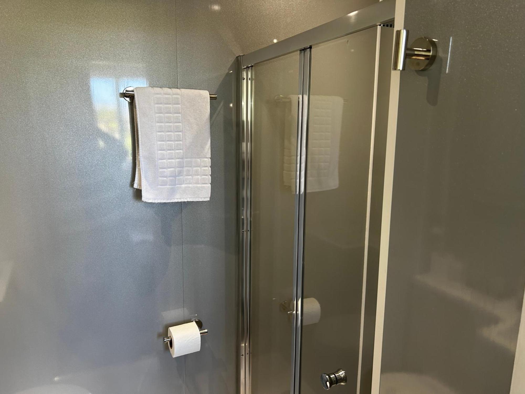 פיינטון Amber House Hotel מראה חיצוני תמונה